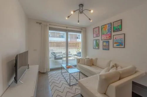 New & Chic 2BR with Pool Access Sholan 2 El Gouna
