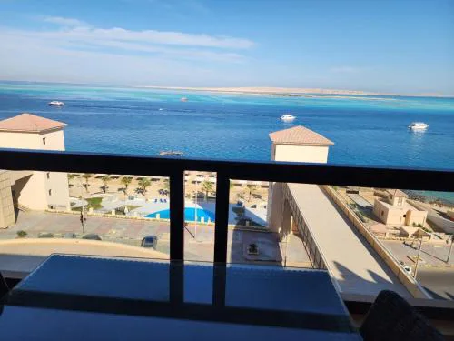Studio for rent in the view 607