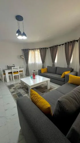 Stylish 2BD 2Bath Regency towers