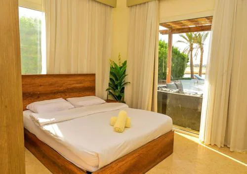 Stylish 4BR Villa V15 with a Private Heated Pool at White Villas
