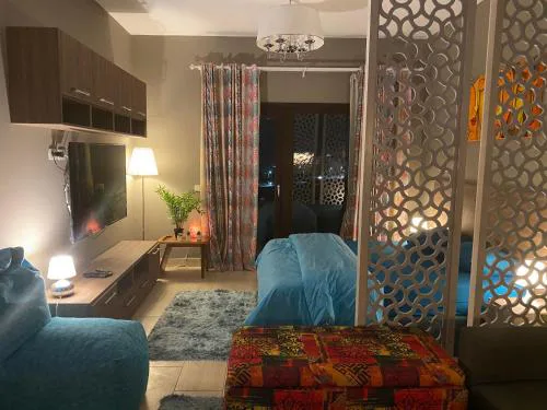 Stylish Pool view studio in Al Dau Heights