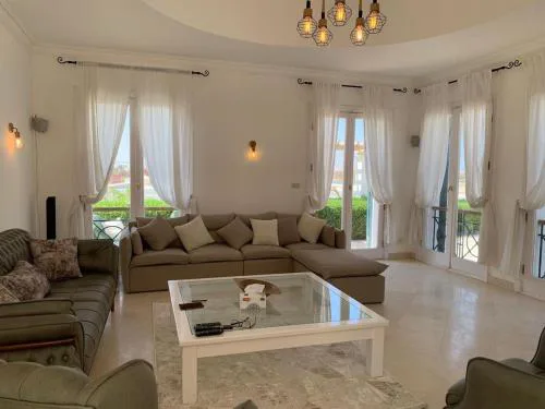 Unique Hill Villa 3 BD In Gouna