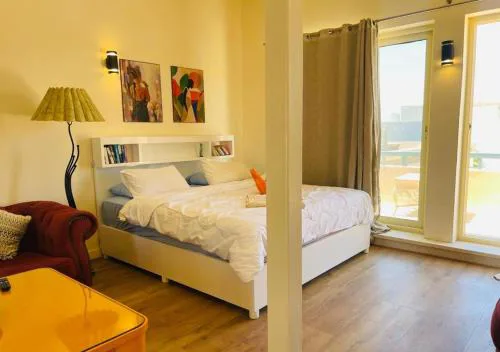 Warm Studio MB1 at Marina El Gouna