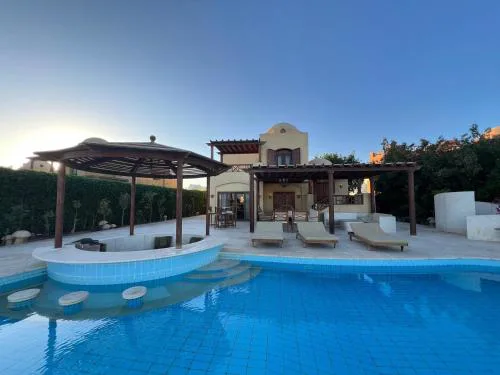 Waterfront Sabina I 4Bdr Retreat - Heated Pool
