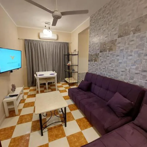 Spacious coral flat 2 bedrooms and 3 balconies