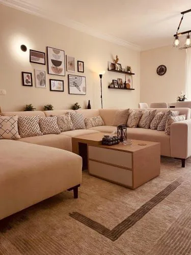 Bright & Spacious 3-Bedroom Apartment with Garden Views