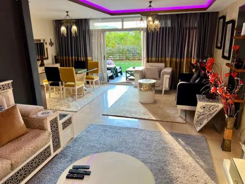 CFC Ultra Luxurious Andalusian Apt I Garden & Office