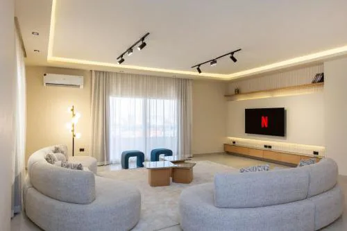 Elegant 3BR Apt 3 Ensuites Pool By Beithady BH-26-104
