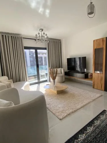loved modern home 2BR