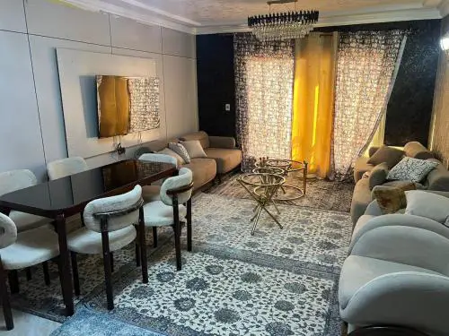 Modern3BR, Prime New Cairo Garden View Near Airport