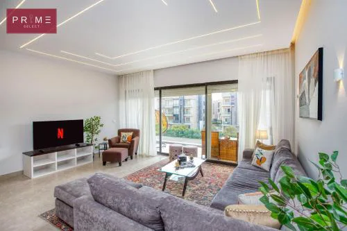 Prime Select Lake View