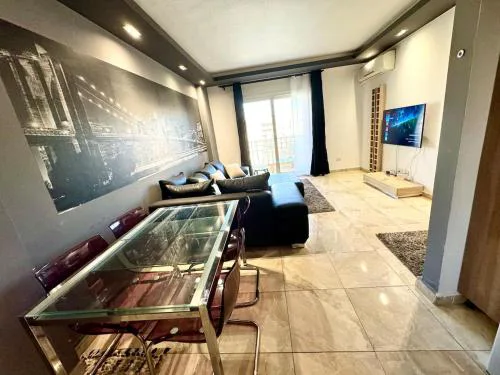 72/41/43 · Retro Chic 2BR-Serviced Apt in Madinaty compound