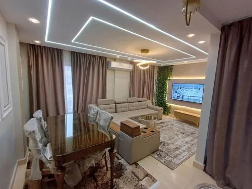An entire Newly furnished apt, Madinty