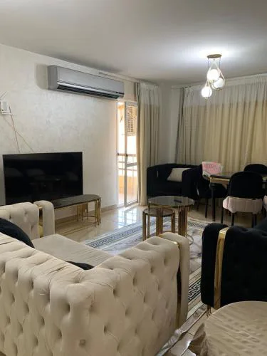Bright Apartment in Madinaty Near Services