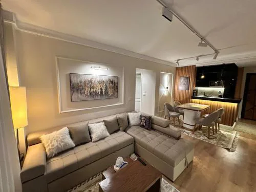 Bright Modern 2BR 3Bed Apartment in Madinaty