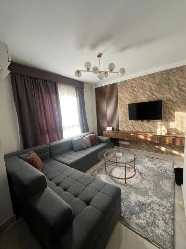 Evoke suites Golden studio b12