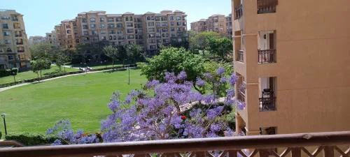 شقه مفروشه في مدينتي لك بالكامل