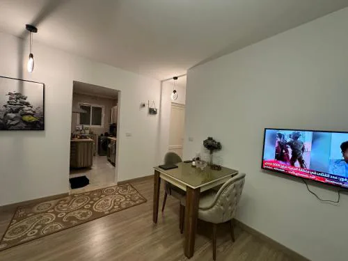 Luxury 2 bedrooms and 1 pathroom wide garden view