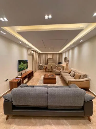 Luxury 3-Bedroom Apartments B2