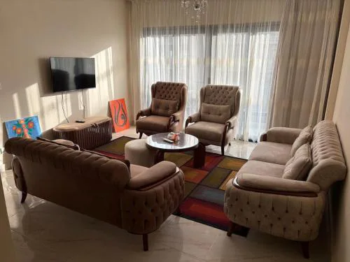 Spacious 3BR Apartment in Cairo