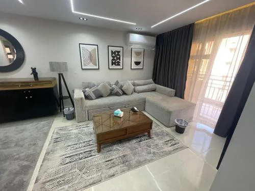 Stylish 1BR Madinaty Garden View