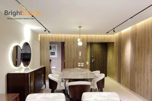 Super Luxury 3BR 2King Size bed hotel furnishing