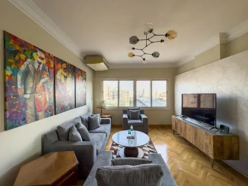 1406. Elegant 2BR Apt. Near Airport3 BA Terrace