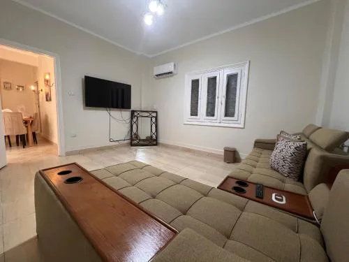 2 Bedroom Minutes Away From Nile Y3