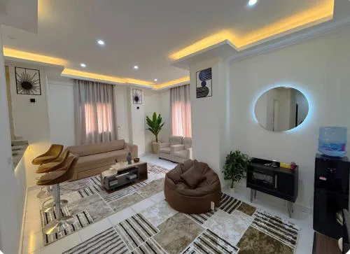 2br luxurious apartment New cairo