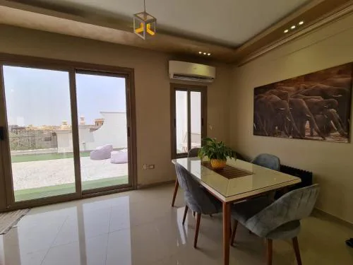 3 bedroom Roof Top