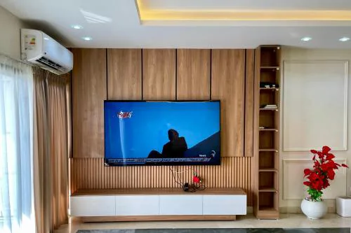 3 Bedrooms Nile - Maadi