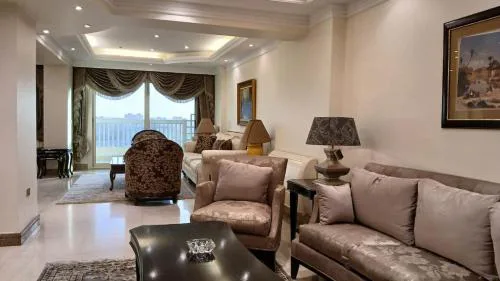 4BDR luxury Apartment Nile View
