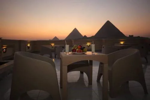 Anubis pyramids inn