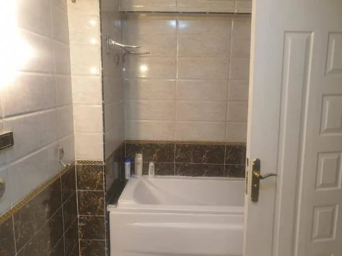 apartments close to airport