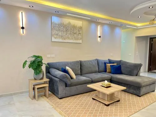 Central and Cosy 3 Bed With Landscape View
