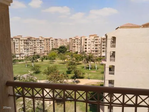 Central Apartment with Wide Garden View by mohamed