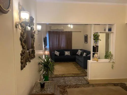 Charming &Cosy Apt in Heliopolis nr Airport