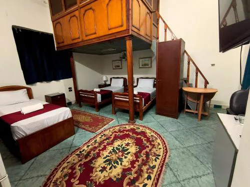 City House Guesthouse