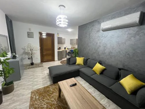 Comfortable 2 Bedroom Apartment in Downtown Cairo