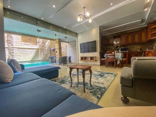 Comfy Basement Apartment with Private Patio and Garden