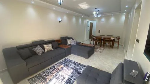 Comfy & Luxurious Apartment in Gardenia City East Cairo