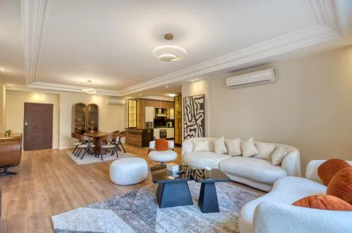Elegant 3BR W Nanny Room W Pool View at Silver palm