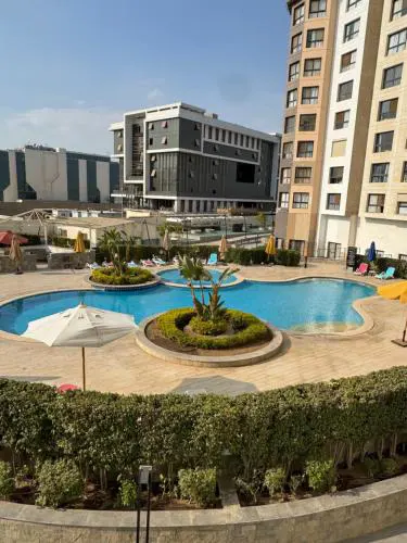 elegant one bedroom hotel appartment Porto New Cairo pool access
