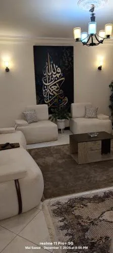 Furnished apartment on the Nile Corniche