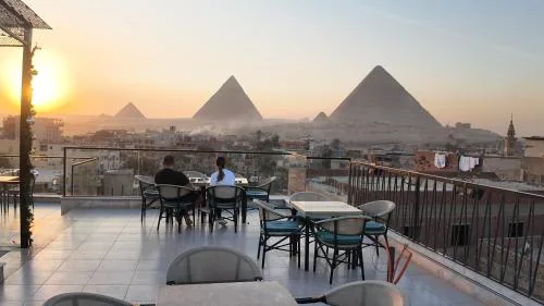 Generator Pyramids