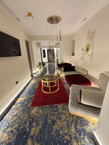 Gold Palace Hotel