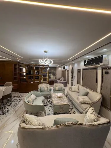 شقة مميزة بين الدقي والمهندسين