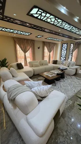 شقه فاخره بالدقي