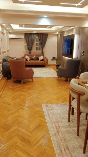 شقه راقيه مريحه بالمهندسين اطلاله مباشره