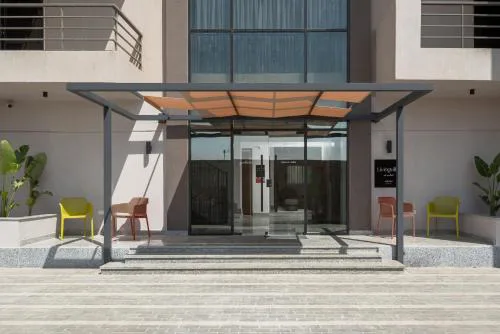 Livingville East Aparthotel